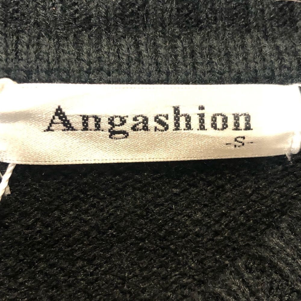 Angashion black and cream twin cheetahs king sleeve sweaters, size small - Picture 8 of 14